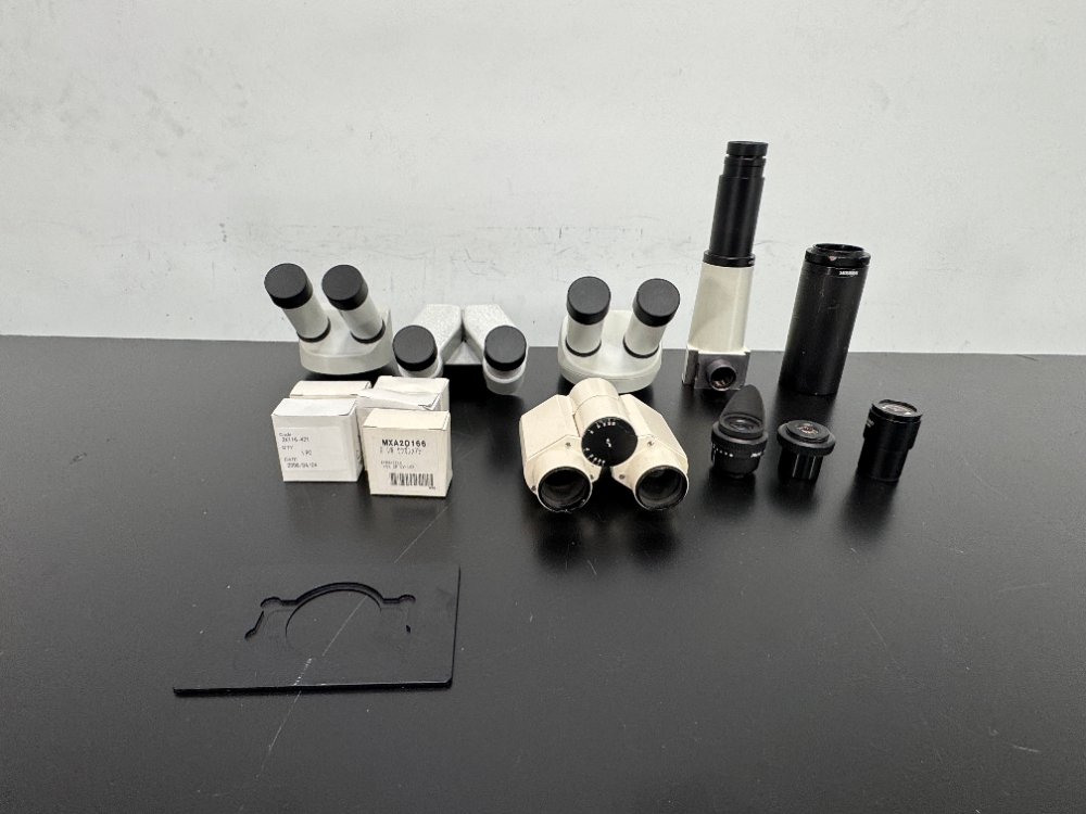 Image of Lot Of Microscope Accessories